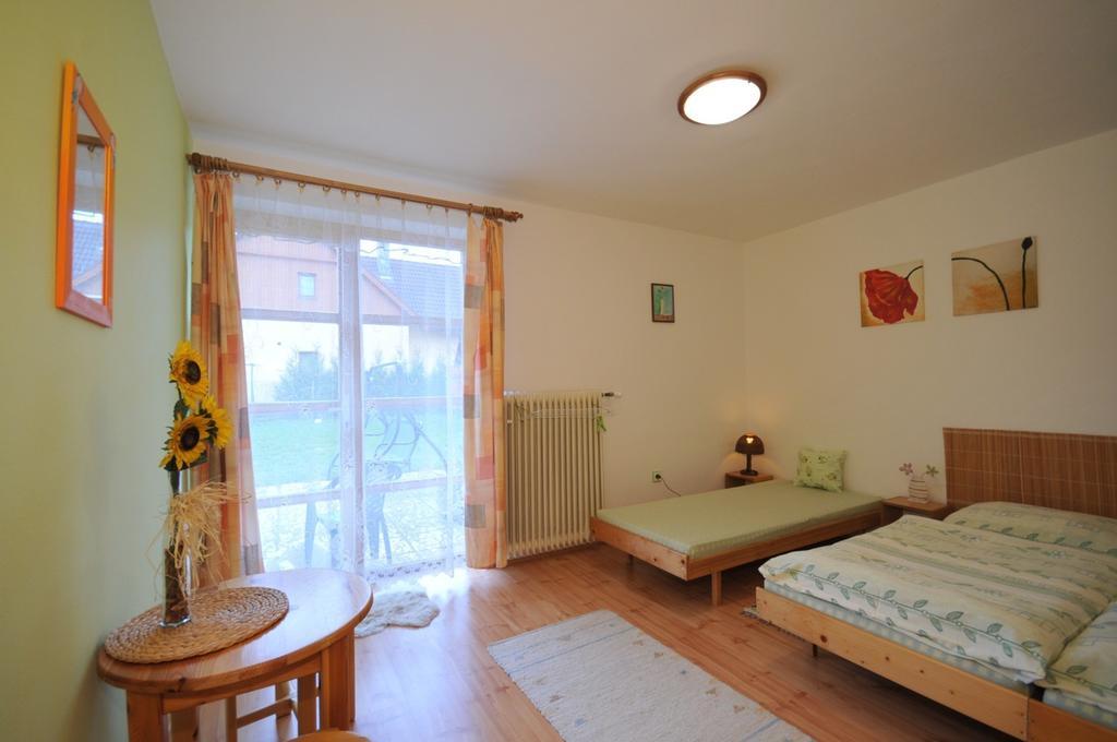 Katka A Martin Samostatny Apartman S Vlastnym Vchodom Liptovský Mikuláš Zimmer foto